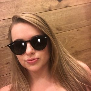 Meet your Posher, Jenna